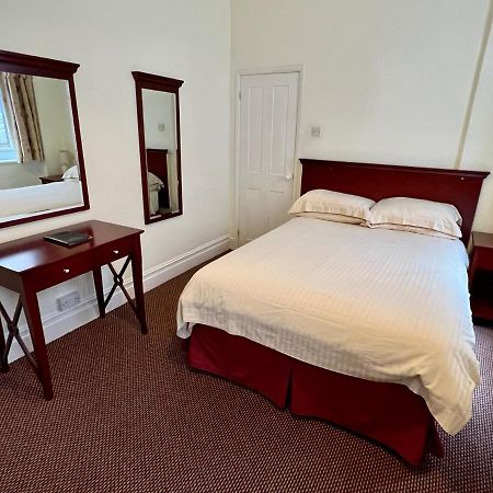 Calverts Hotel - Newport, Isle Of Wight Newport  Zewnętrze zdjęcie